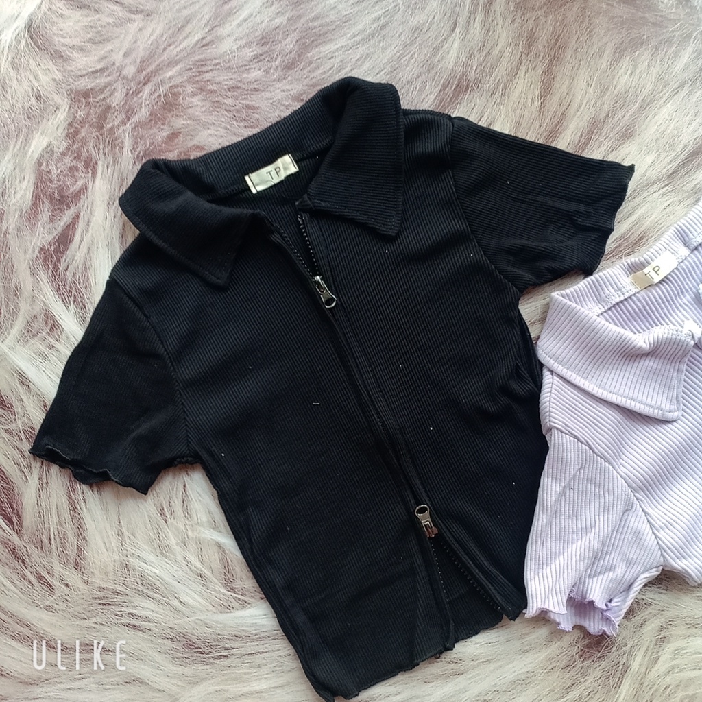🎀Áo thun cổ bẻ polo, tay ngắn, form ôm croptop,Dây kéo cổ và bụng vừa kín vừa hở👉Chiếc áo croptop có thể phối nhiều kiểu | BigBuy360 - bigbuy360.vn