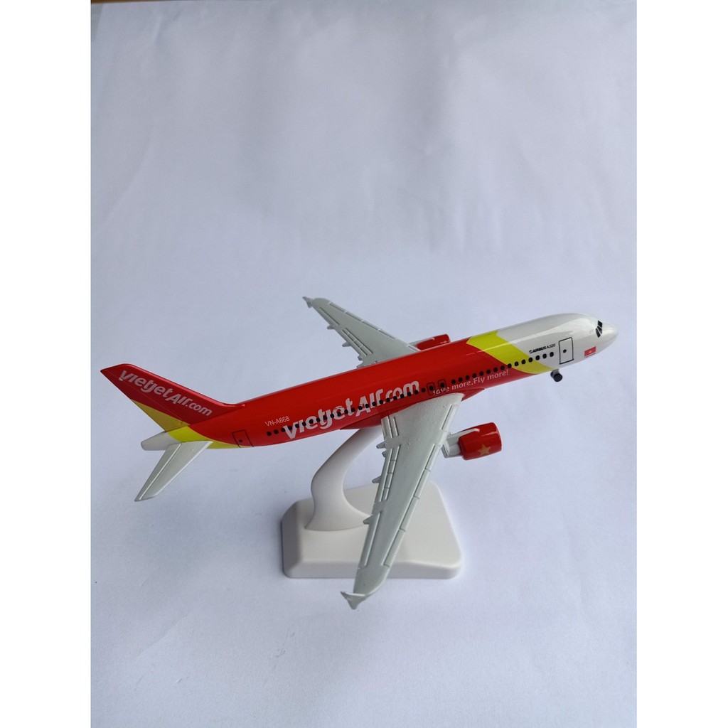 Mô hình máy bay tĩnh B787 Vietjet Air 20cm - Chiều dài thân 20cm, sải cánh 18cm.