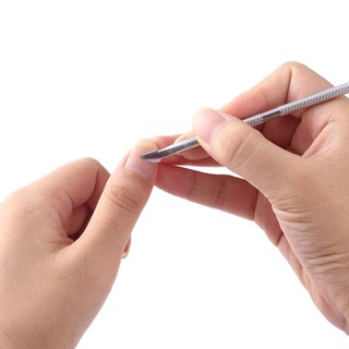 Que sủi da làm móng bằng thép không gỉ