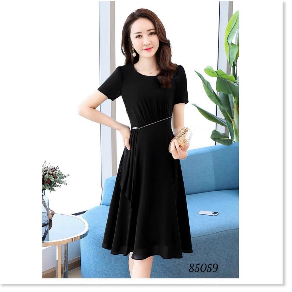 ĐẦM VOAN Y ĐƯỢC THIẾT KẾ HỌA TIẾT TRƠN NHƯNG RẤT SANG TRỌNG THÍCH HỢP CHO CÁC BẠN ĐI CHƠI,DỰ TIỆC...  THỜI TRANG KME.STO