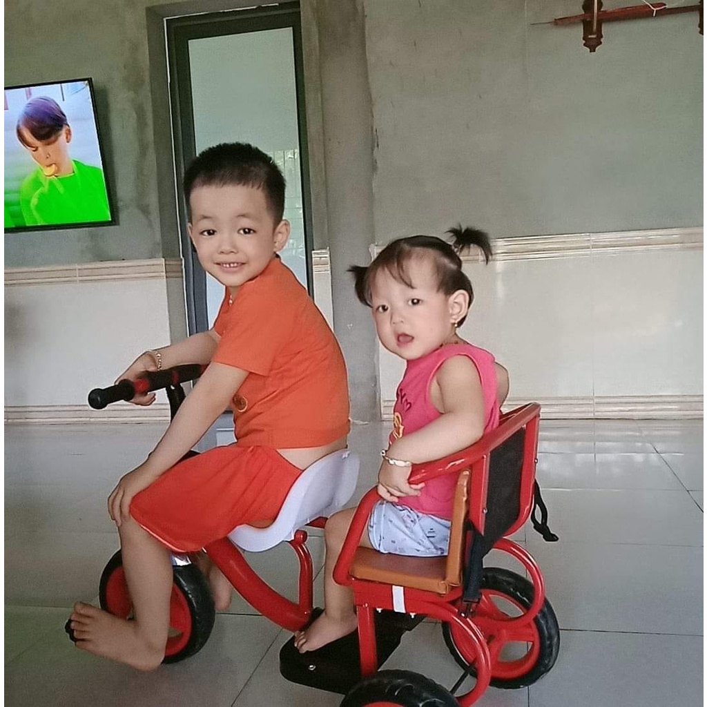 Xe đạp  xích lô khung thép  - yên da chắc chắn cho bé -BH 1 năm