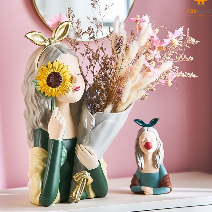Mô hình trưng bày decor trang trí Tượng cô gái hướng dương - Bình lọ hoa decor trang trí