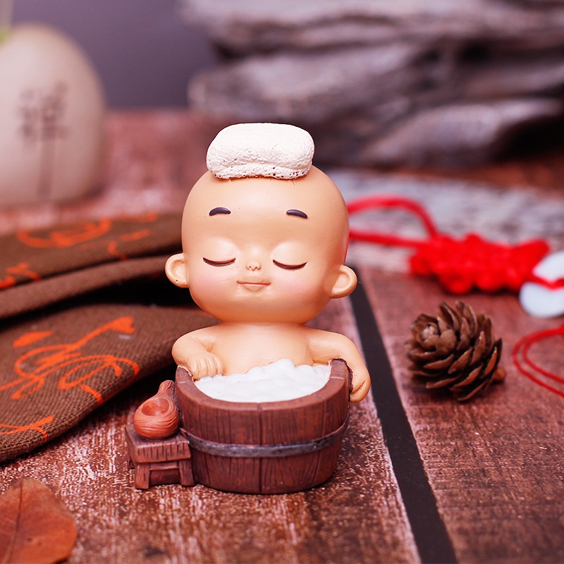Mô hình tượng chú tiểu: tụng kinh, đọc sách, gõ chuông, gánh củi biểu cảm dễ thương trang trí bàn làm việc quà tặng
