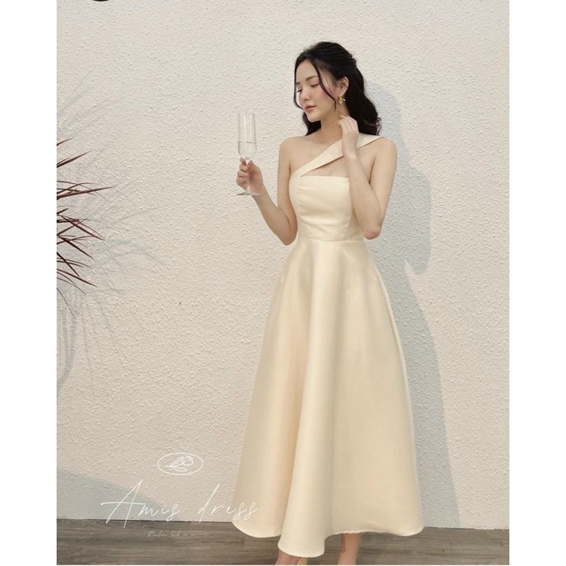 ĐẦM MIDI KHOÉT NGỰC