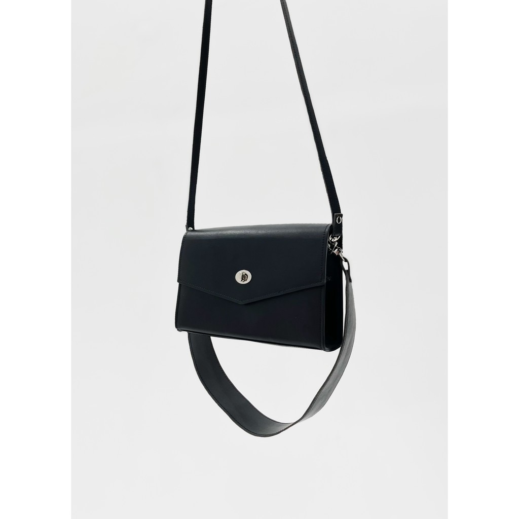 Modesty - Túi 2 kiểu dây Row Bag