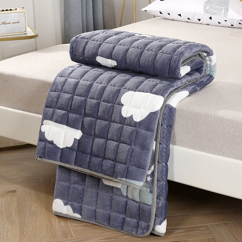 Nệm Ngủ Vải Flannel Thời Trang Mùa Đông Kích Thước 1.8 1.5