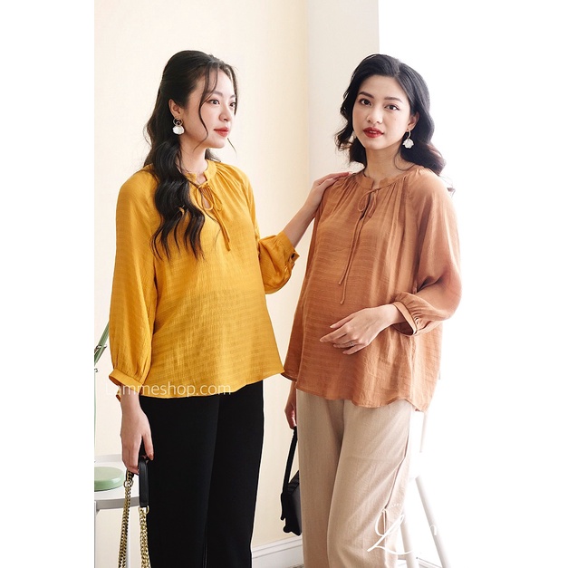 Áo bầu Lyna Shirt chất tơ mềm cổ bẻ phù hợp cho mẹ bầu diện đi làm thiết kế bởi LAMME