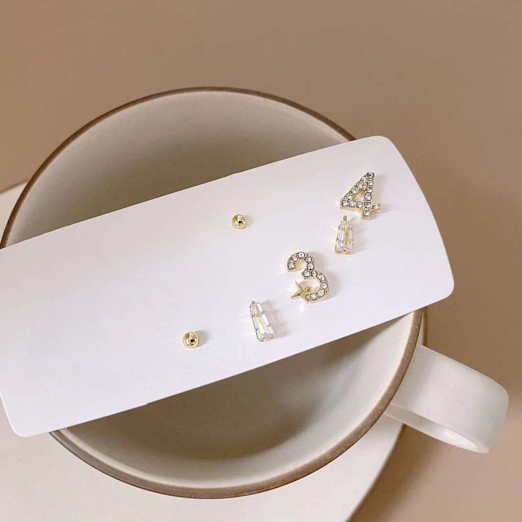 Set 3 Đôi Bông Tai Hình Vuông Kỹ Thuật Số Đơn Giản Phong Cách Hàn Quốc Cho Nữ