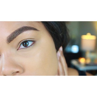 Phấn phủ Kat Von D Lock-It Setting Powder Translucent