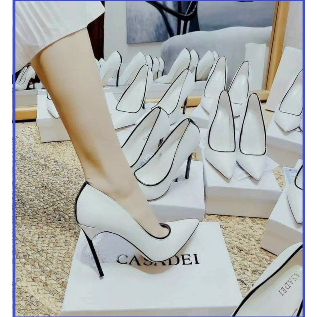 Cao gót trắng viền đen 9p cực sang