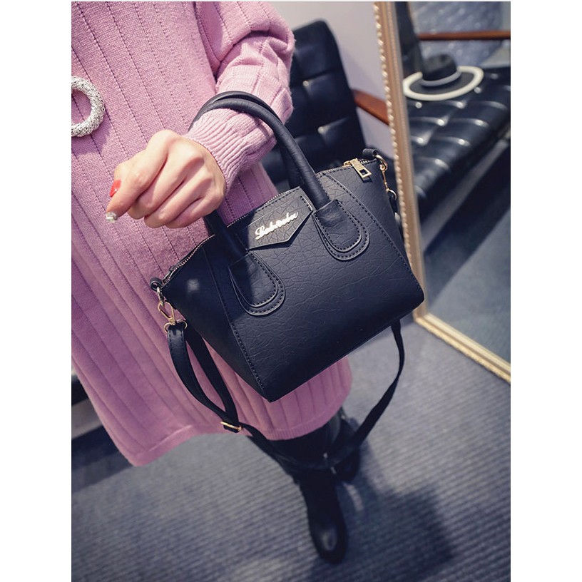 Túi đeo vai hoặc xách tay thời trang T20(đen)