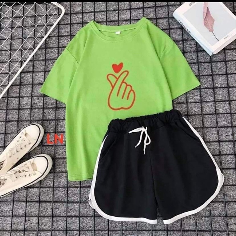 bộ đùi nữ áo búng tim quần đùi thể thao viền trắng