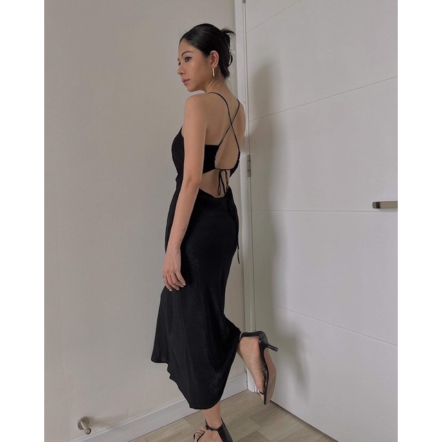 Đầm hai dây đan chéo lưng - D171