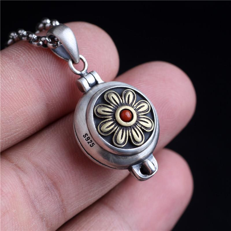 Dây Chuyền Mạ Bạc Mặt Hộp Gawu Nhỏ Phong Cách Trung Hoa Cổ Điển Rhyme Nepalese Có Thể Mở Được Làm Bằng Tay Có Thể Mở Ra Cho Nam Và Nữ