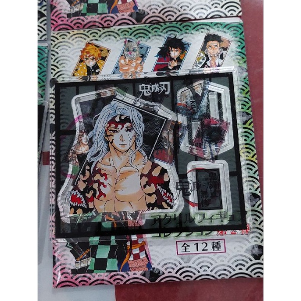 Standee nhân vật Kimetsu no Yaiba