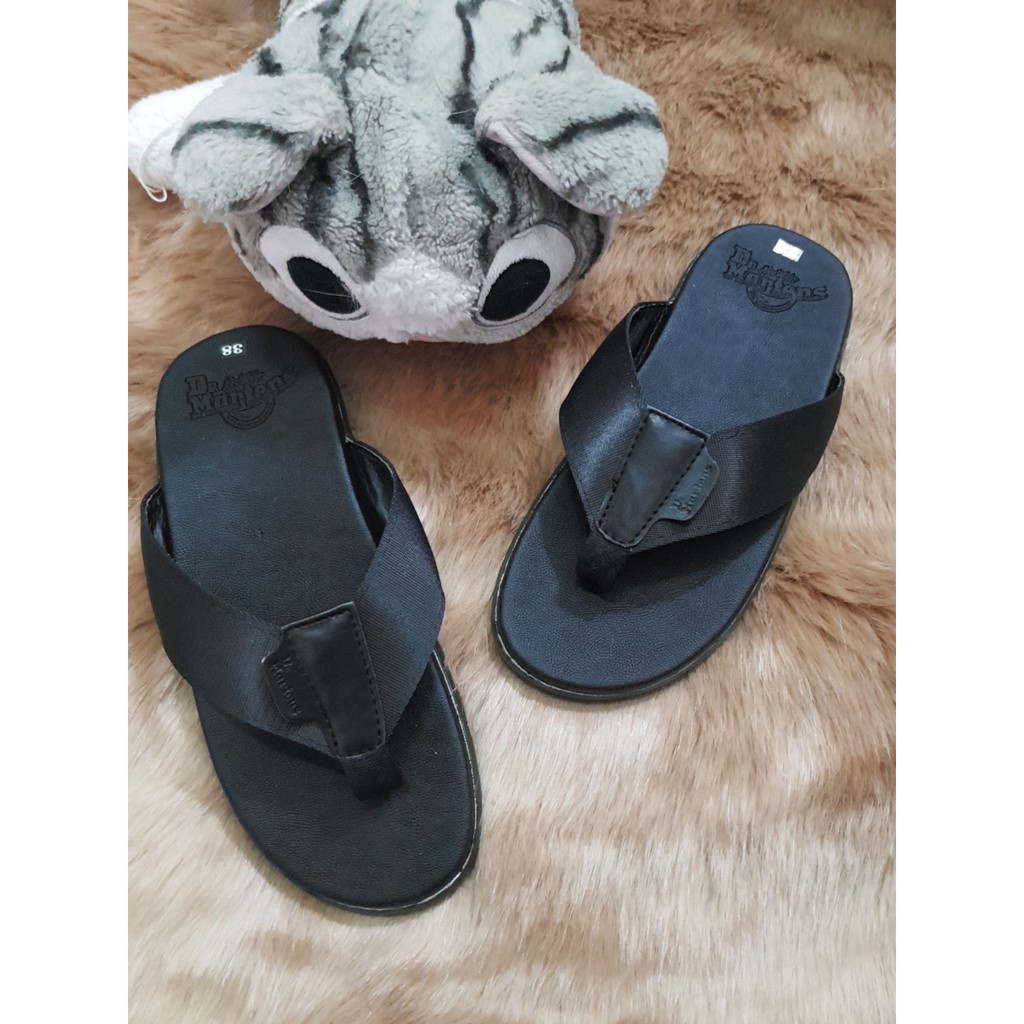 DÉP KẸP NAM MANA ĐEN DR QUAI DÙ PHẢN QUANG