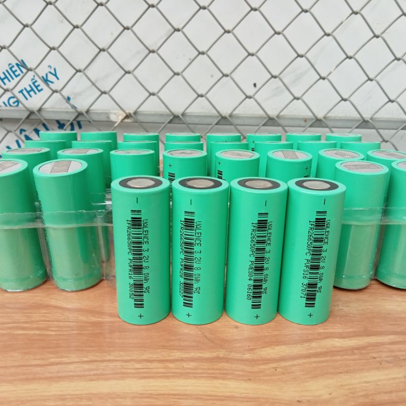 Pin lithium valence 3.2v 2.5ah xả tức thời 120cca