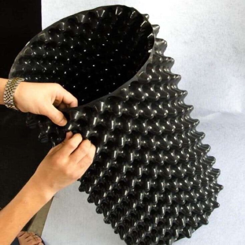 50m bầu v6 cao 20cm( dày 0,6mm) có tặng kèm ốc vít