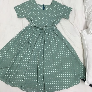 Đầm chấm bi xanh lụa có khoá cho con ti