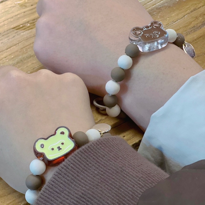 Vòng đeo tay Miniso gấu dễ thương màu nâu cà phê