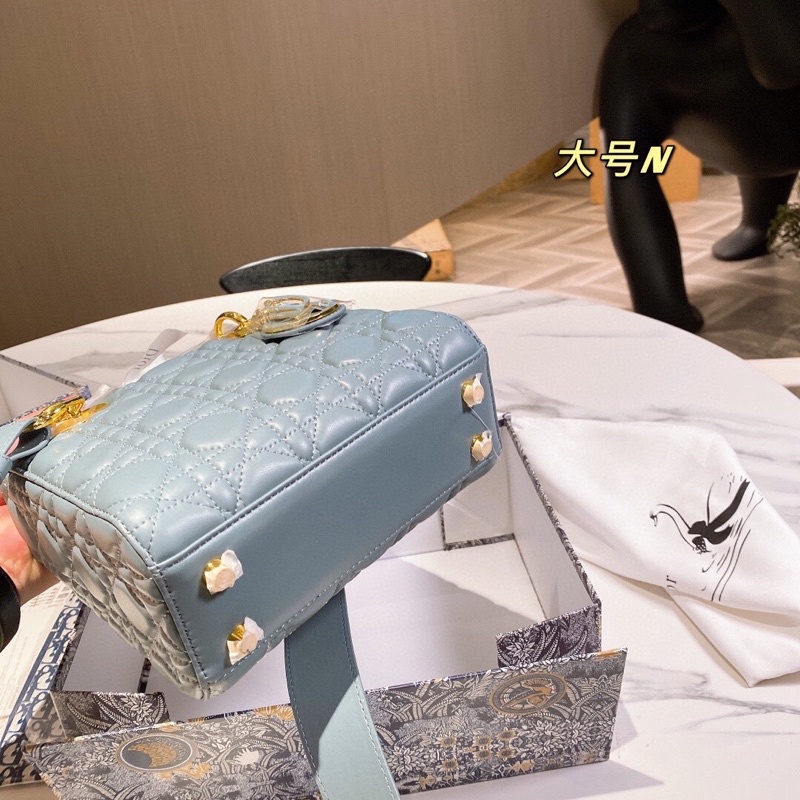 Túi xách diỏr lady sz 20 chất da thật hàng order trung