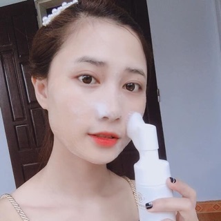 Sữa rửa mặt detox snow Huyền PHi