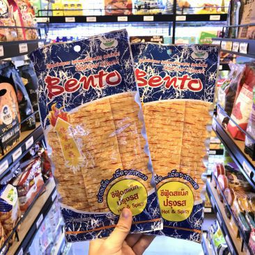 Dây 13 Gói Snack Mực Tẩm Vị Cay Bento 6gr - Màu Xanh | BigBuy360 - bigbuy360.vn
