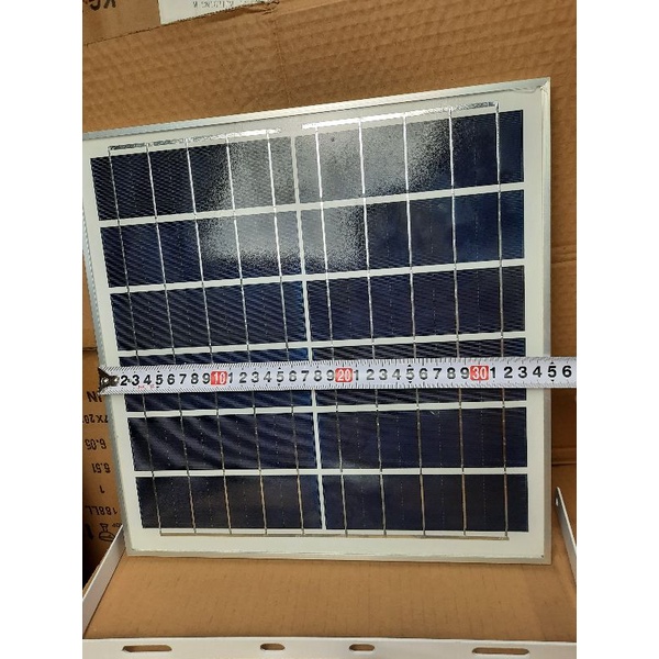 Đèn chao năng lượng mặt trời 6128