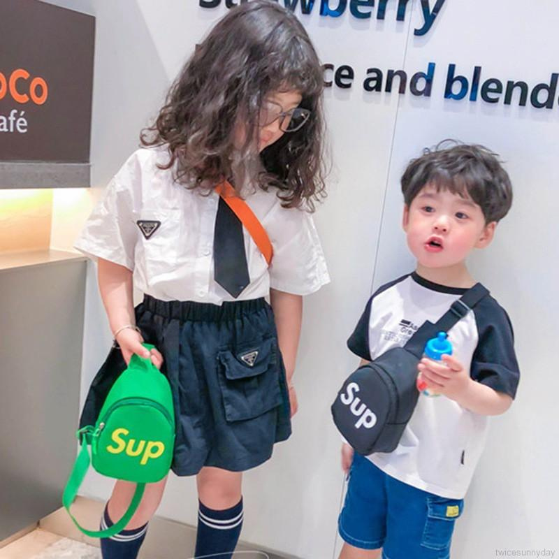 Túi đeo chéo ngực in chữ thời trang Hàn Quốc cho bé