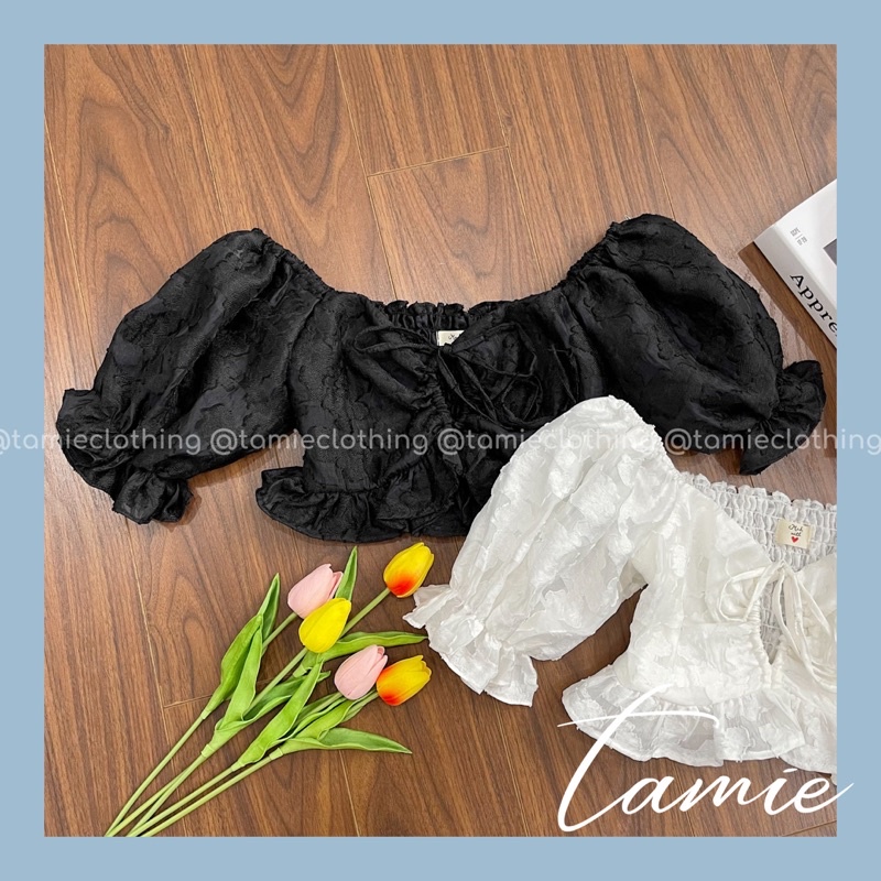 Croptop Trắng Bèo Khoét Ngực Vải Xô Hoa TAMIEclothing