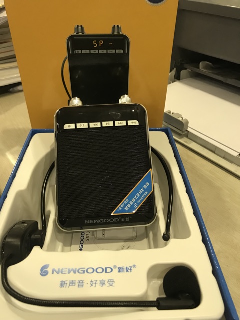 MÁY TRỢ GIẢNG NEWGOOD S570 kèm mic bluethooth