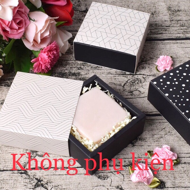 [7.5*7.5*4 SỈ 5.5K] Hộp quà hộp socola bi sóng S không phụ kiện | BigBuy360 - bigbuy360.vn