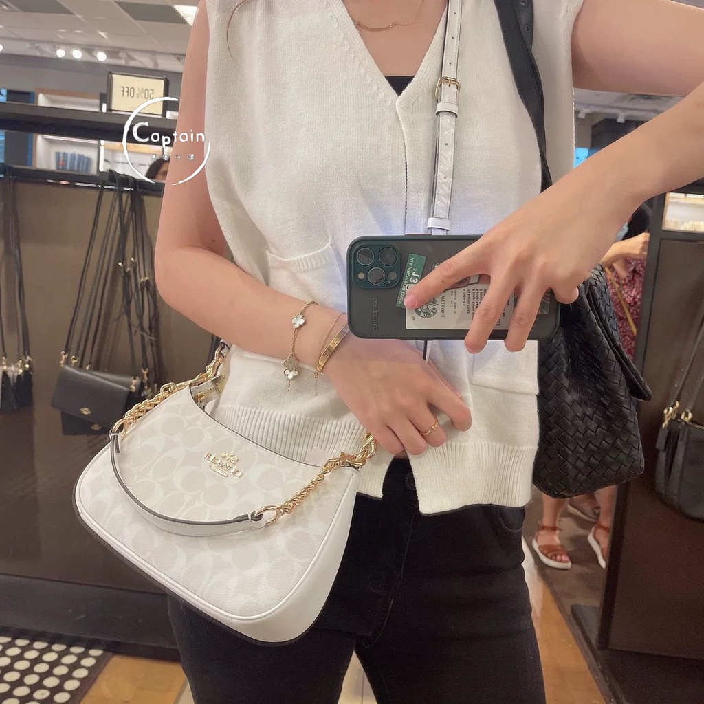 COACH  Túi Đeo Chéo Vai Có Dây Xích Thời Trang Sành Điệu Cho Nữ