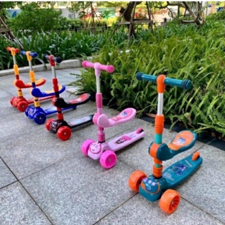 Xe Scooter cho bé cao cấp đa năng gấp gọn thông minh có nhạc có đèn bánh xe phát sáng