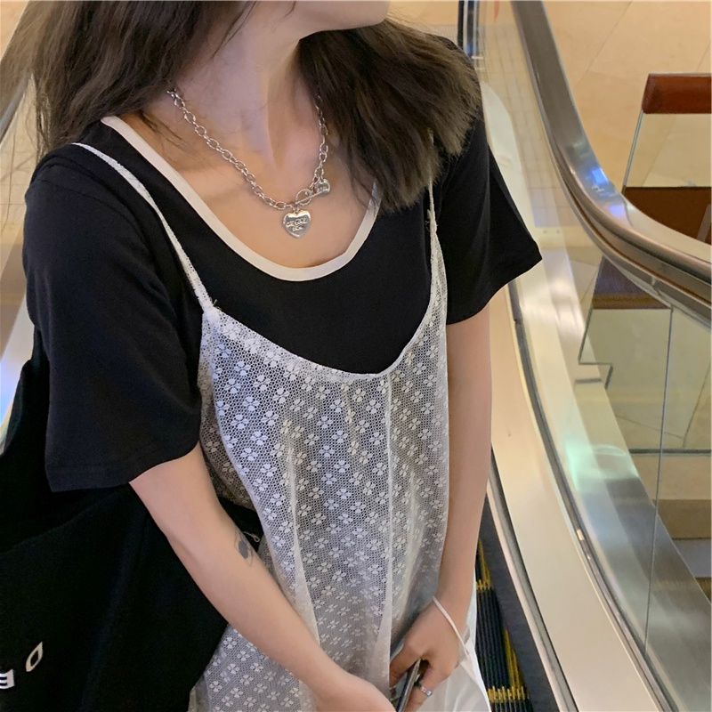 Áo Thun Ngắn Tay Cổ Chữ U Màu Đen Thời Trang Mùa Hè Độc Đáo Cho Nữ