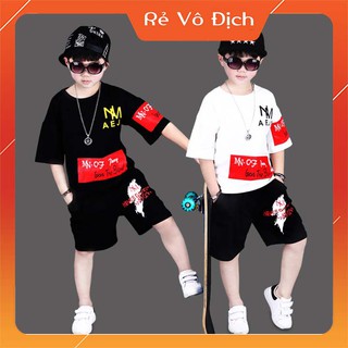 Set bộ quần áo trẻ em mẫu AEJ dành cho bé trai 6-10 tuổi. Chất vải đẹp, hình in sắc nét.