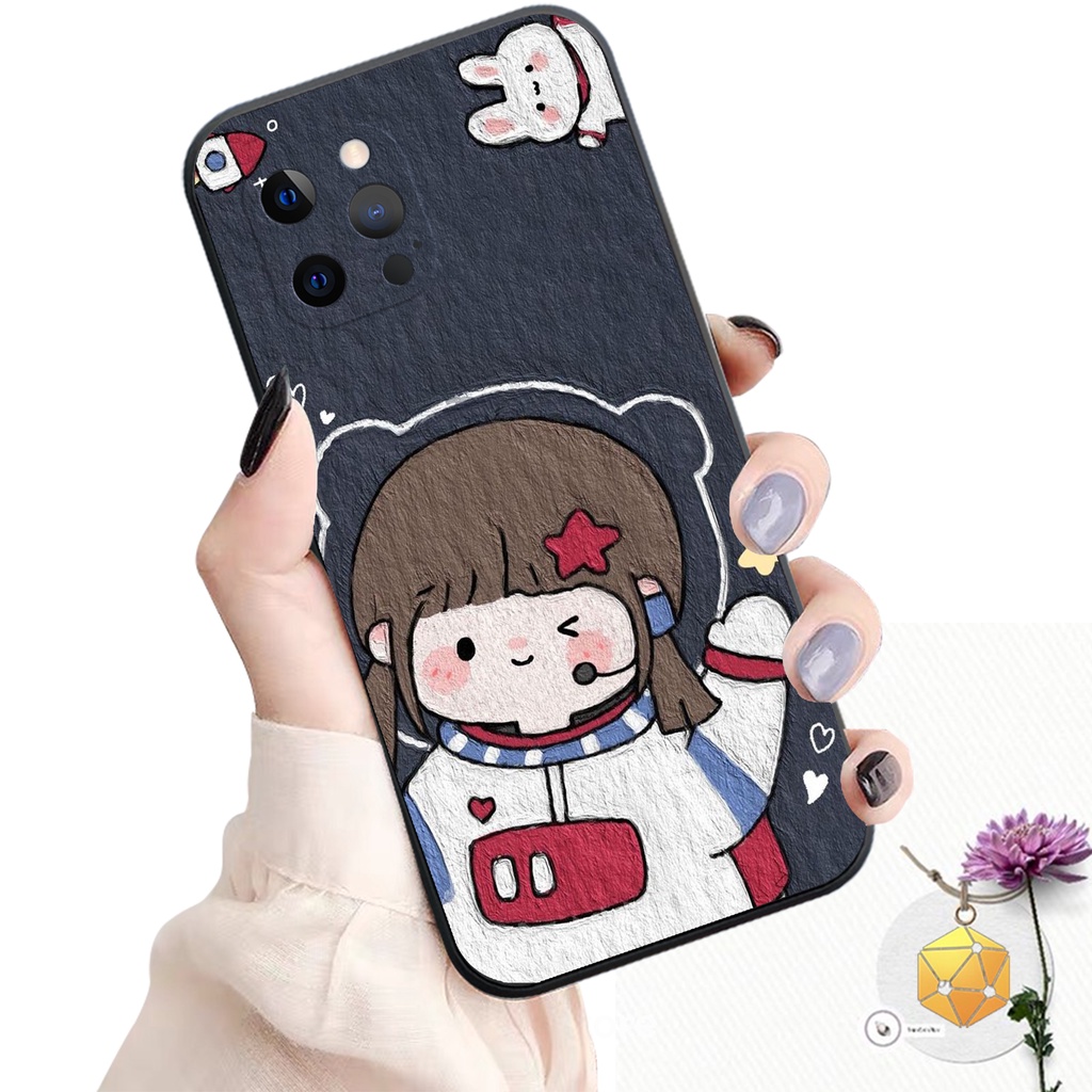 Ốp lưng Iphone 11/ 11 Pro/ 11 Promax/ 12/ 12 Pro/ 12 Promax in hình phi hành gia dễ thương