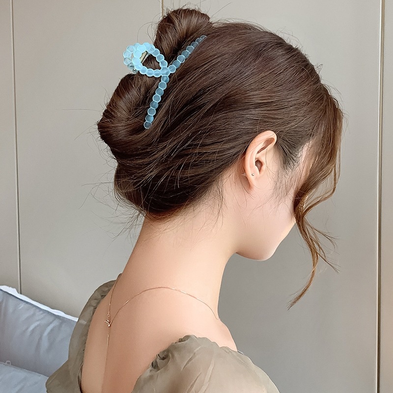 Kẹp Tóc Dạng Móng Vuốt Màu Trơn Đục Lỗ Thời Trang Ngọt Ngào Cho Nữ