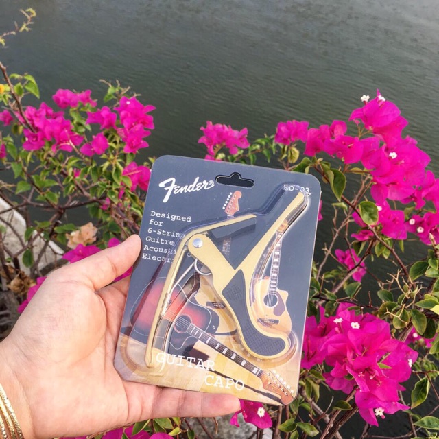 Capo guitar chính hiệu Fender