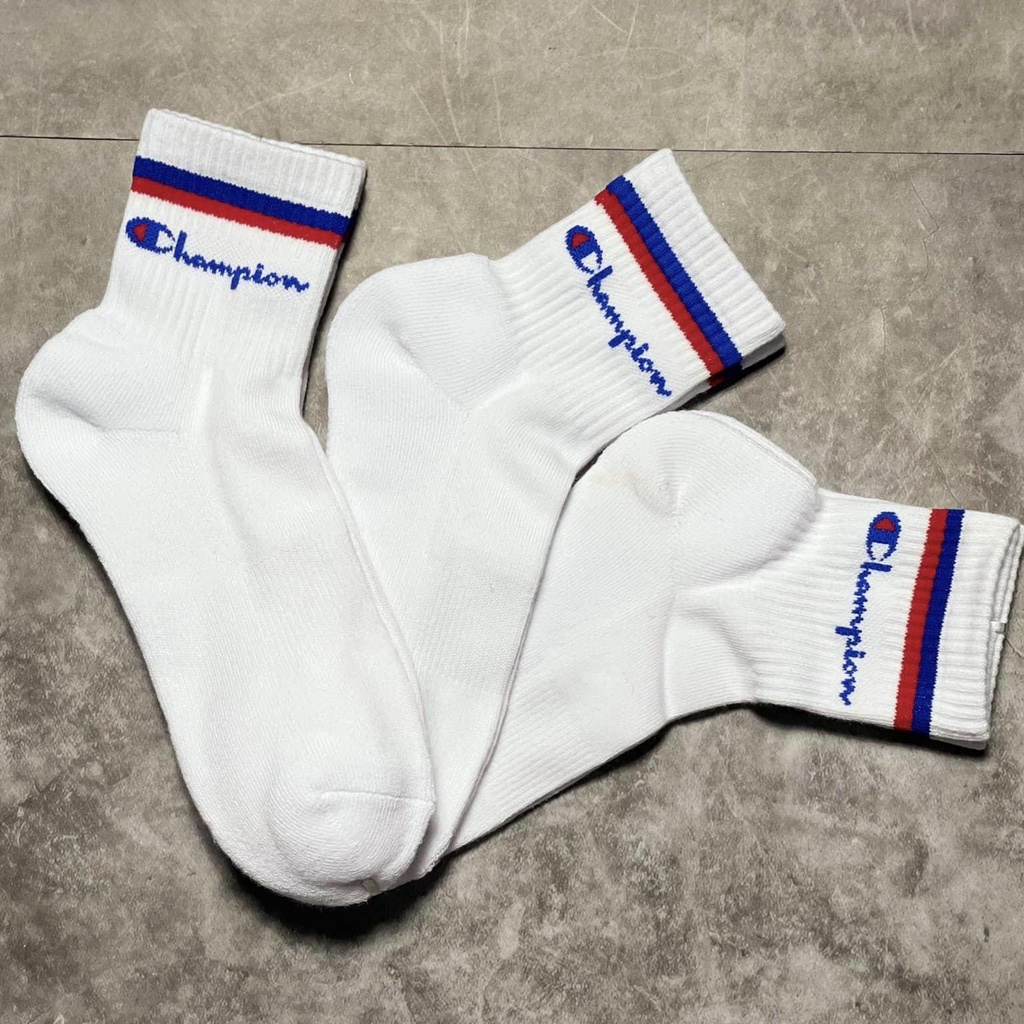 Tất vớ dệt kim dùng cho thời trang, thể thao, bóng đá. Thương hiệu Nike,Adidas,Drew,Champion,Jordan,Mizuno,Puma cổ cao.