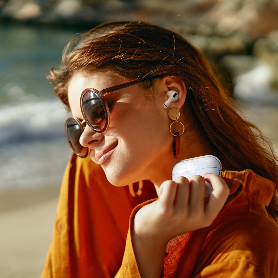 Ốp Elago Silicone Hang Case Trong Suốt Dành Cho Airpods Pro 2 / Airpods Pro - Hàng Chính Hãng