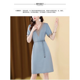 Đầm lụa cổ V phối ren cao cấp. Nhập QC