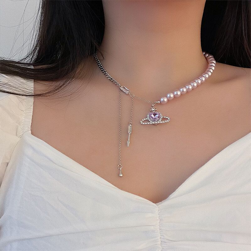 Vòng cổ mặt hình hành tinh đính ngọc trai tím lãng mạn