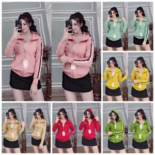 Áo khoác nữ thun da cá chống nắng aad sọc tay trắng đen