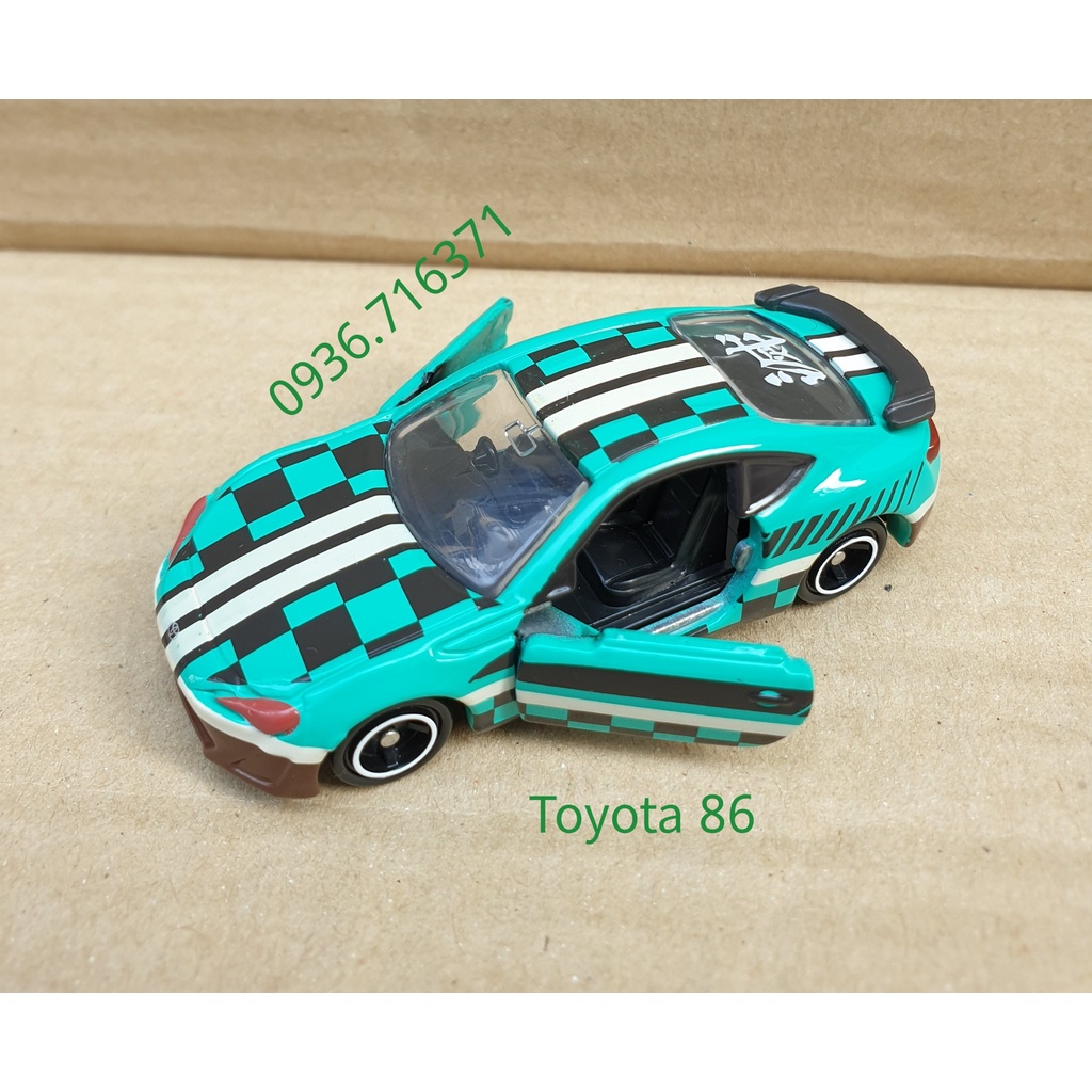 Mô hình xe Toyota mở được cửa bản sự kiện tomica Nhật Bản