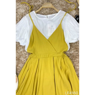 Set đầm yếm và sơ mi trắng
