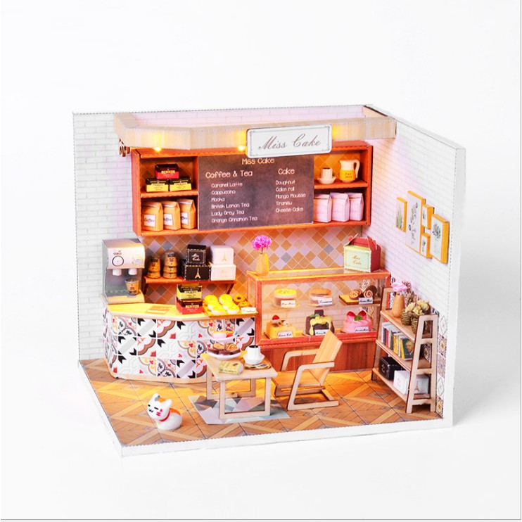 Mô hình nhà DIY Doll House Tiệm Bánh Ngọt Miss Cake Kèm Mica Chống bụi, Bộ dụng cụ và Keo dán