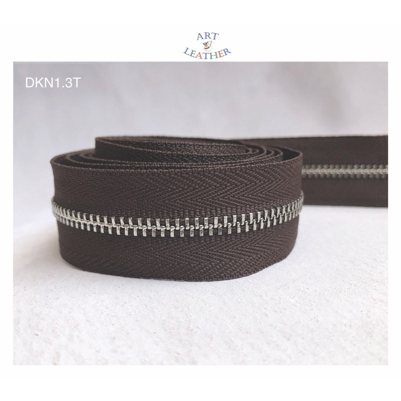 Dây khóa kéo 1 chiều nâu răng trắng size 3 DKN1.3T