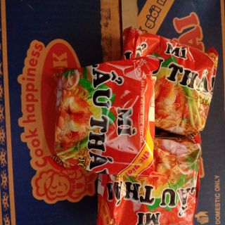 Mì lẩu thái
