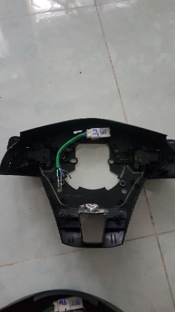 Lẫy chuyển số trên vô lăng xe mazda 2, mazda 3, cx5